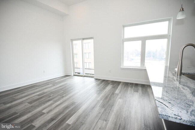 Photo - 6164 Ridge Ave Unit 301