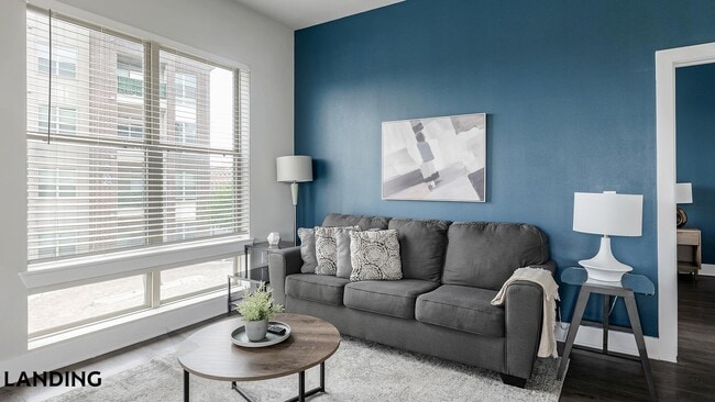 Photo - 1900 Airport Commerce Dr Unidad 3201