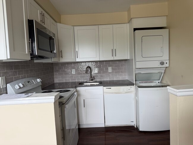 Photo - 200 Prince Frederick St Unit M3