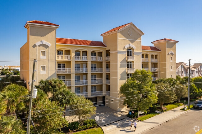600 Bayway Blvd Clearwater, FL - Bay Harbor Apartments