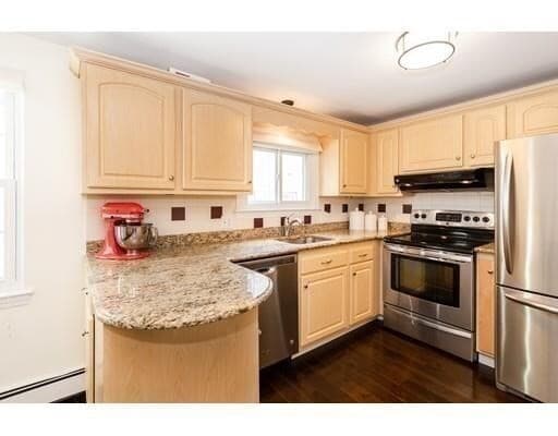 Photo - 61 Decatur St