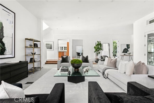 Photo - 9625 Oak Pass Rd