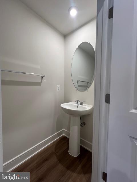 141 Leather Flower Dr