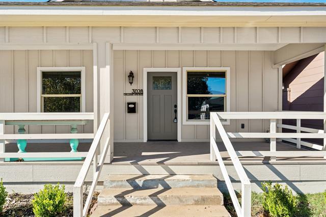 Photo - 3028 College Ave