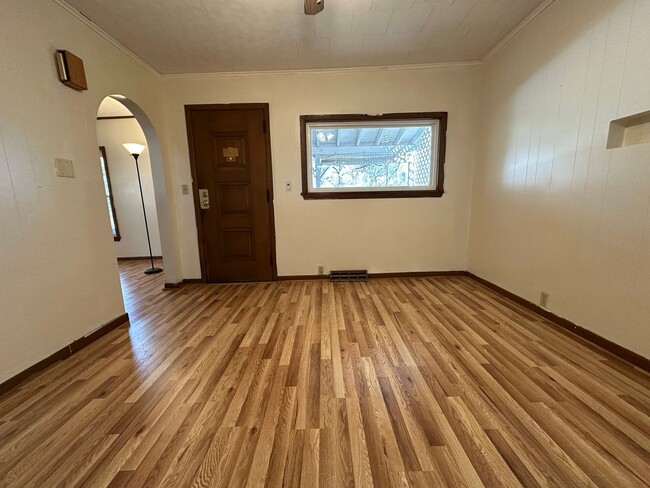 Photo - 111 S Titus Ave