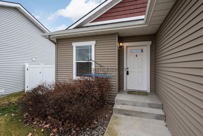 Photo - Stunning 3 Bedroom 2 Bath Home in The Landings!