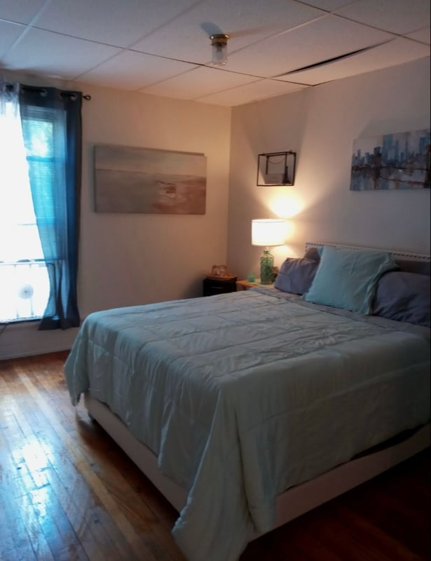 Photo - 311 N Van Buren St Apartment