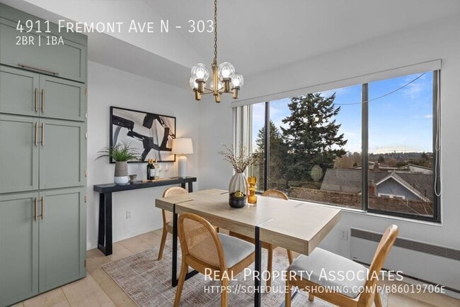Photo - 4911 Fremont Ave N