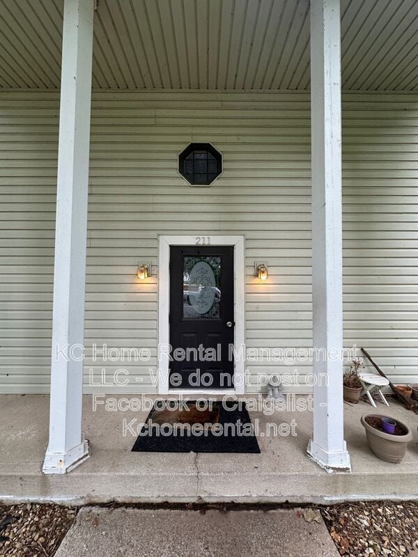 Photo - 211 Barr Rd Unit #A