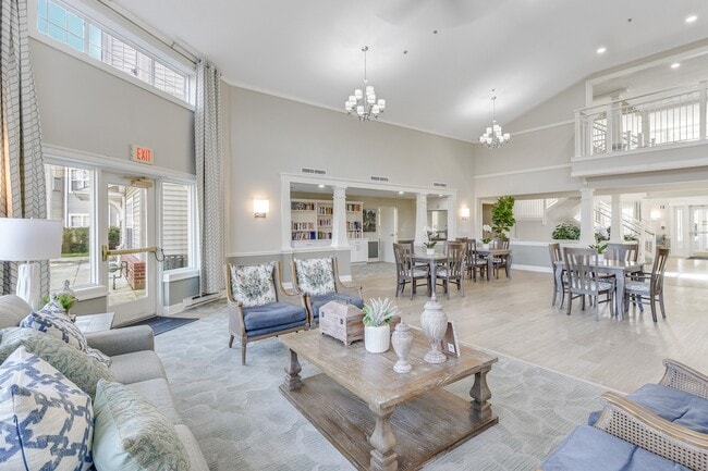 Photo - Manor at Victoria Park