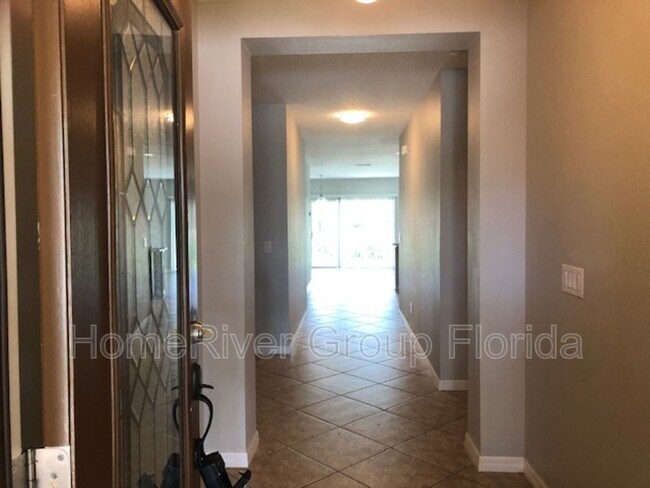 Photo - 303 Salamanca Rd