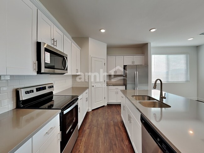 Photo - 6119 W Calle Bilboa