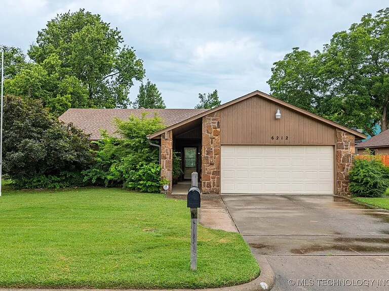 Photo - 6212 S Troost Ave Casa