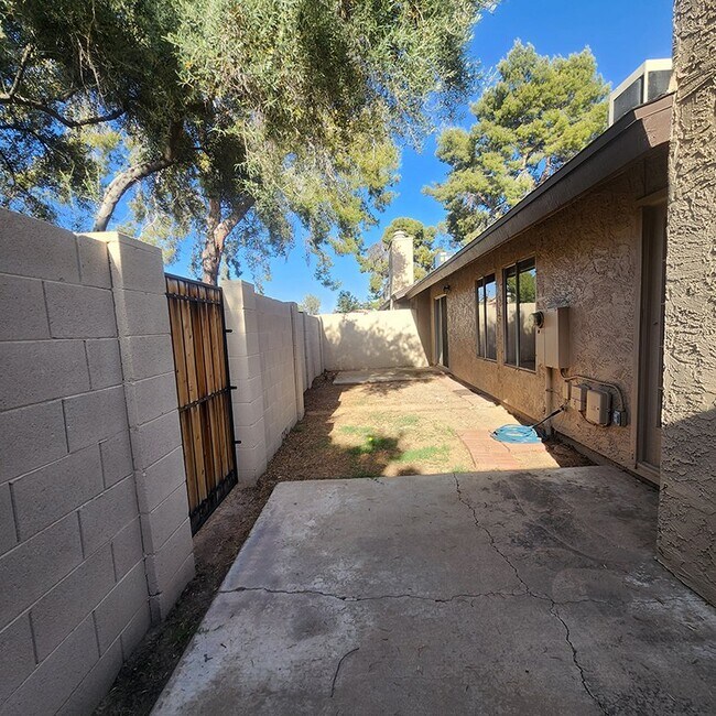 Photo - Sweet 3bedroom 2bath near 101 - Amazing location with parks, pools and golf!