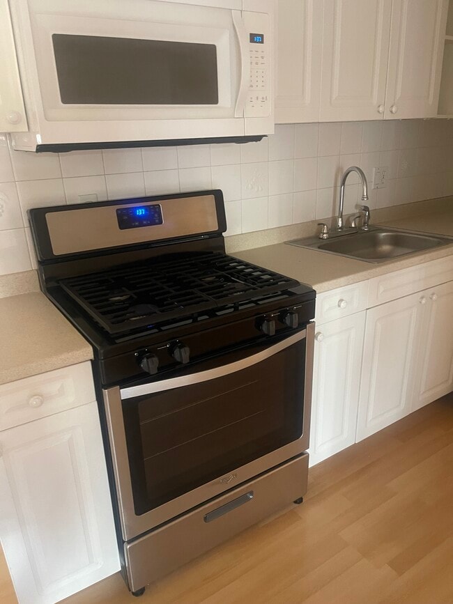 Photo - 89 Clinic Dr Unidad Parthenon Condominium