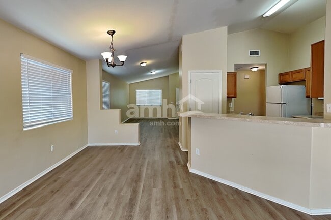 Photo - 4133 E Lushfield Dr