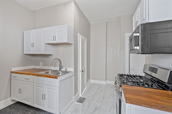 Photo - 3330 Fairfield Ave