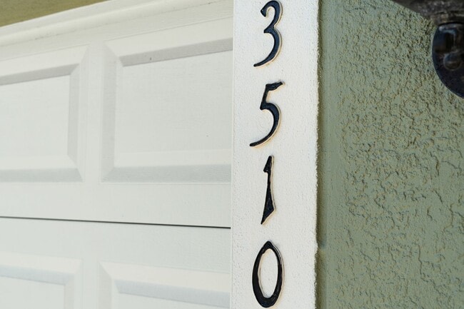 Photo - 4/2.5 Town Home w/ Loft and Office in Harr...