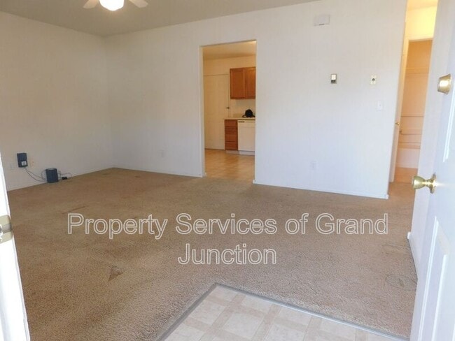 Photo - 433 Pendleton St Unit 3