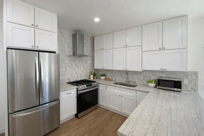 Photo - Newer Build! 4BD/2BA on 63rd