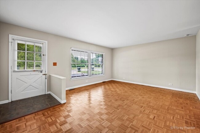 Photo - 1040 Brantwood Ave