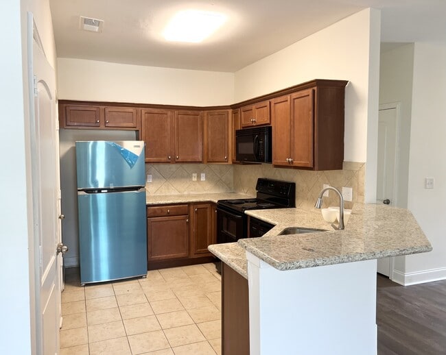 Photo - 43225 Creek Cir