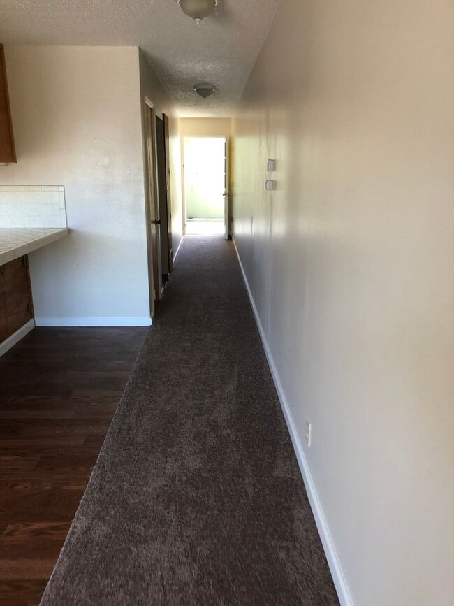 Photo - Liane St. (510) (LO) Unit 03
