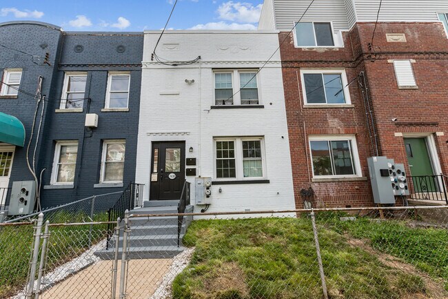 Photo - 16th Street SE Unidad 1