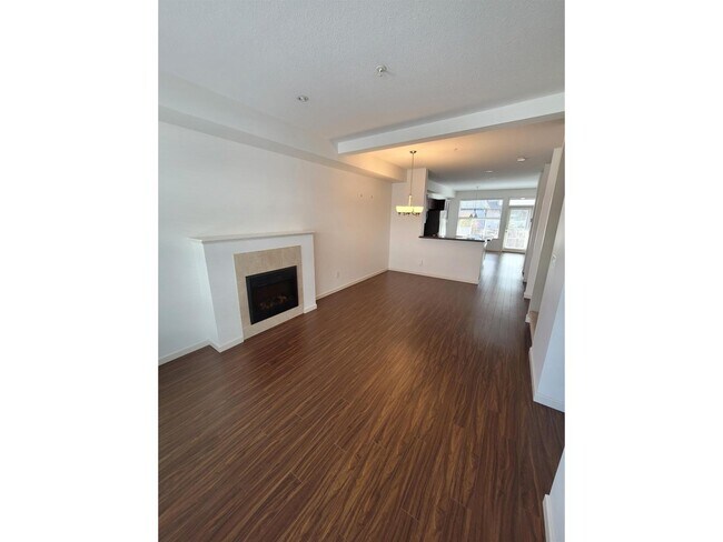 Photo - 20831-20870 70 Ave