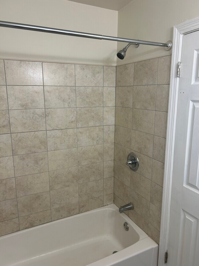 Photo - Avondale Apartments