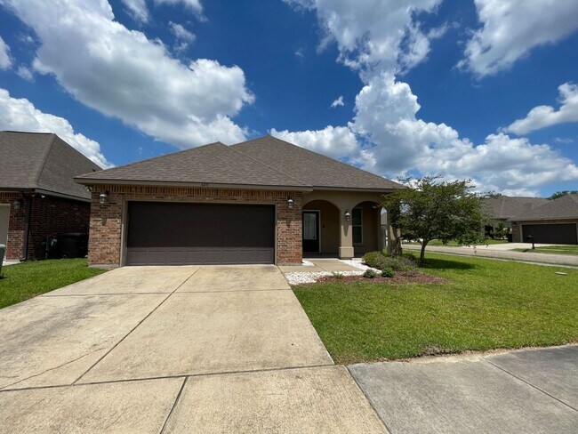 3 Bedroom House located off Burbank in Mag... - 3 Bedroom House located off Burbank in Mag...