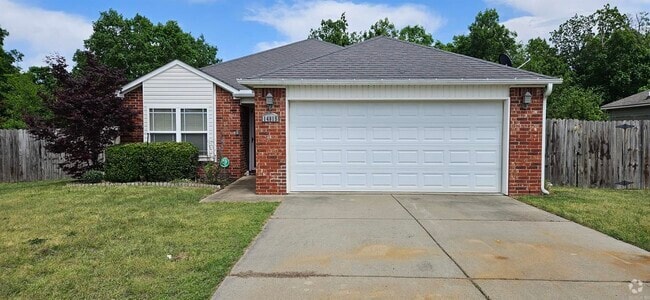 Building Photo - 14815 Parkway Meadows Dr Rental