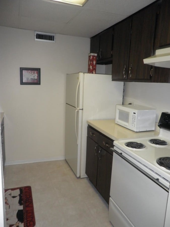 Photo - Riverwoods Apartments