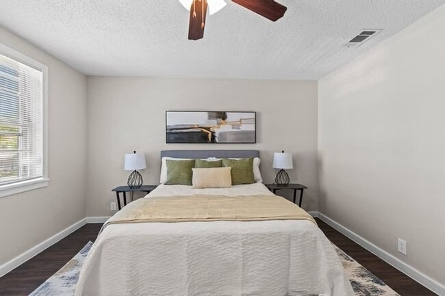 Townhomes at South Highlands