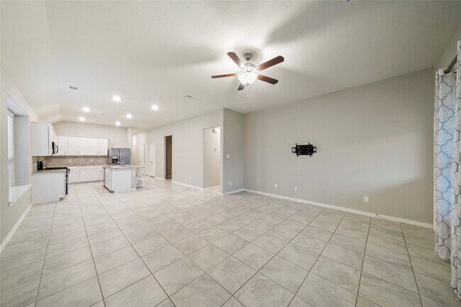27910 Augusta View Dr