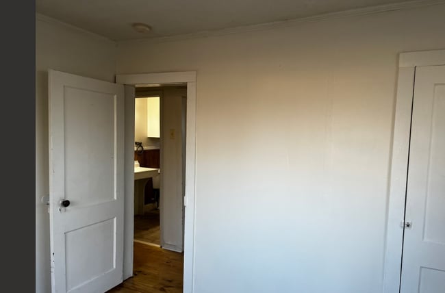 Photo - 141 Cartwright Ave