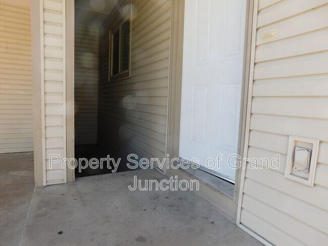 Photo - 3252 Villasur Dr Unidad B
