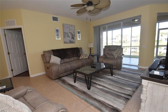 Photo - 6984 Prosperity Cir Unidad 602