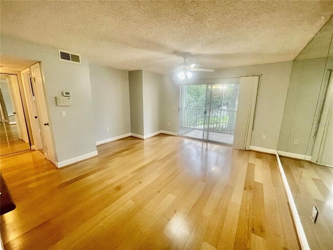 Photo - 4211 Chatham Oak Ct Unit 111