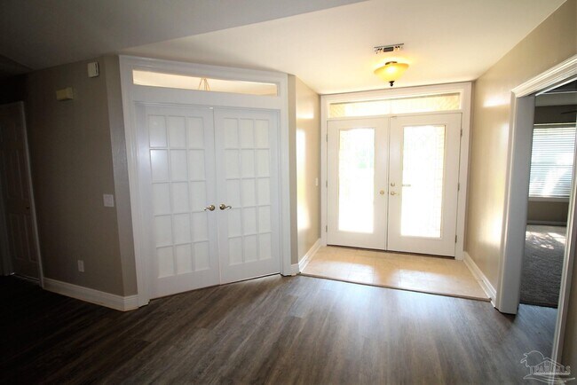 Photo - 5031 Challenger Way