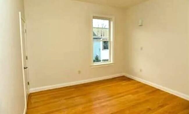 Photo - 48 Dudley St Unit 3