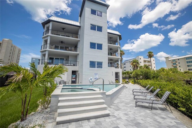 Building Photo - 19505 Gulf Blvd Unit 304 Rental