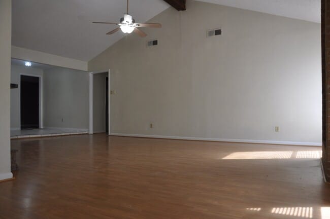 Photo - 16454 Hickory Knoll Dr