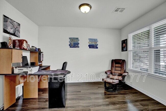 Photo - 667 Anthem Ln