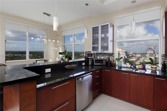 Building Photo - 1607 Ponce de Leon Blvd Unit 14E