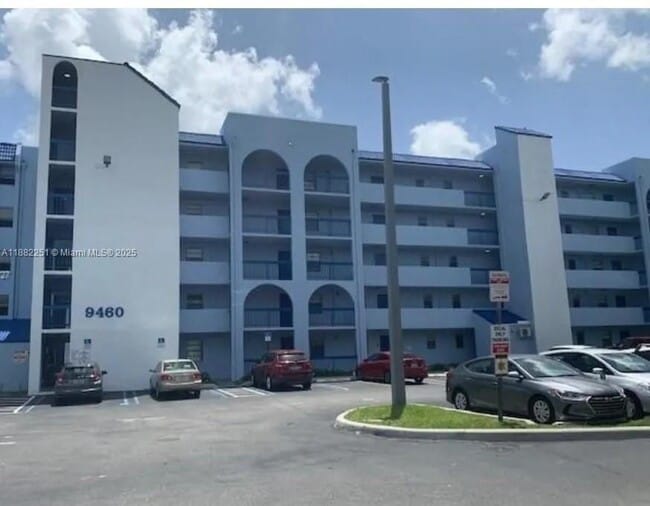 Building Photo - 9460 Fontainebleau Blvd Unit 331 Rental