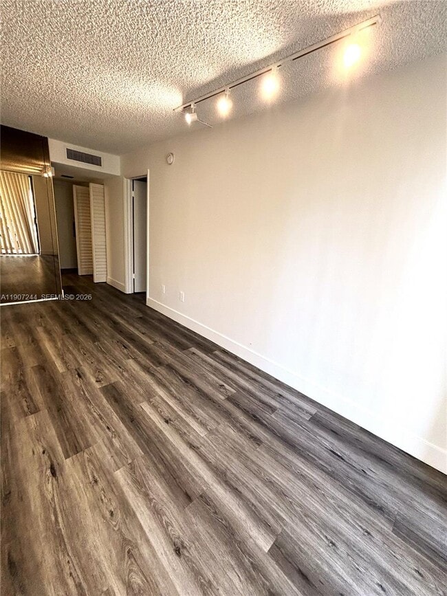 Photo - 14321 N Kendall Dr Unit 303F