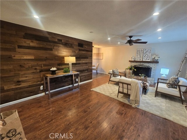 Building Photo - 607 Sixth St