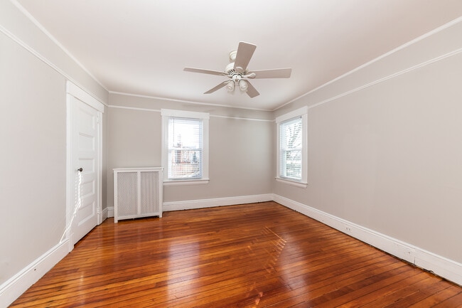 Photo - 167 Atlantic Ave Unit Upper