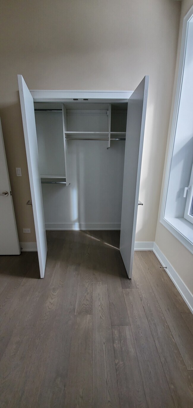 Photo - 1741 N Western Ave Unit 1